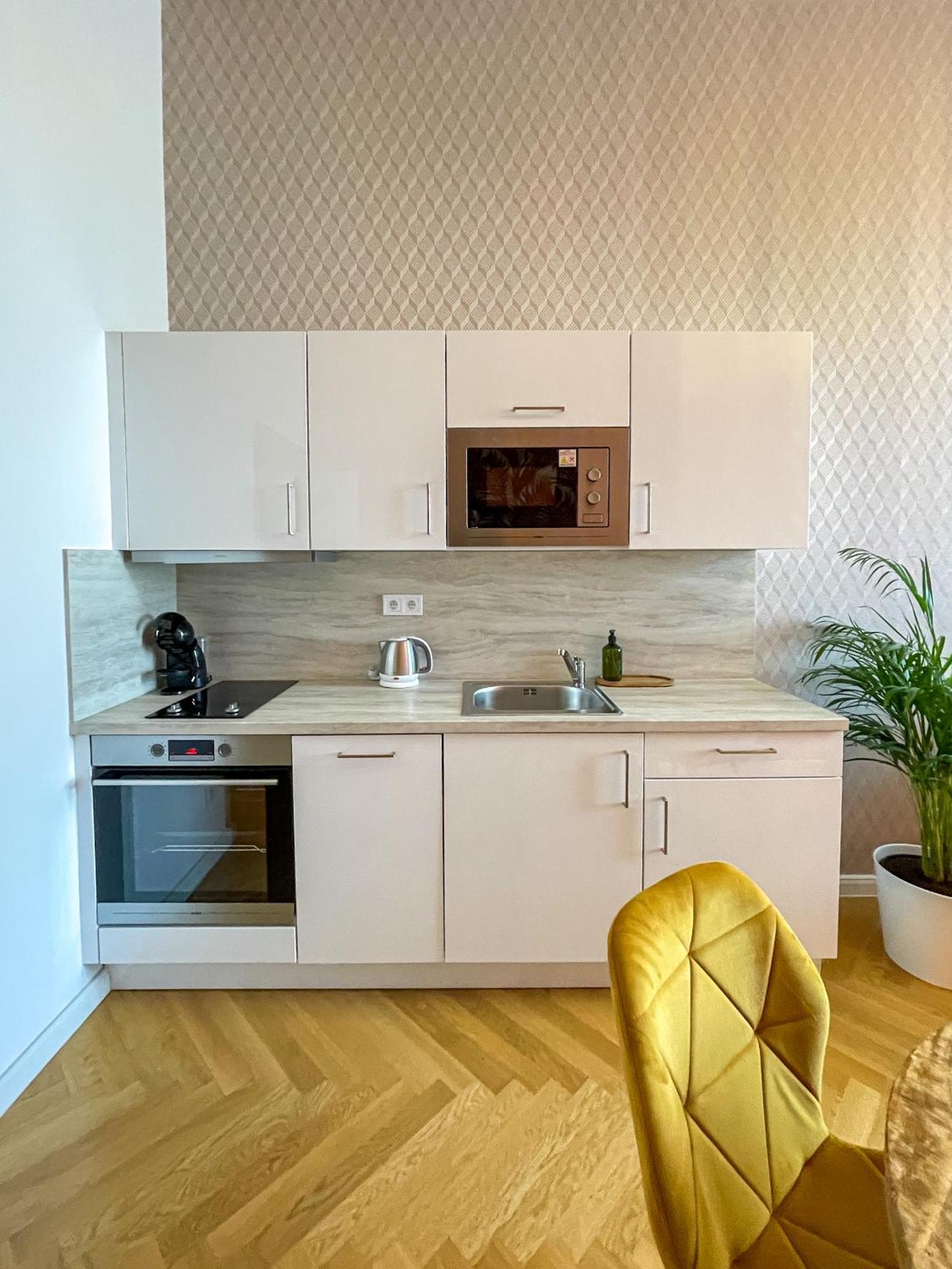 Aparthotel Rasinovo Nabrezi - Riverside Prag